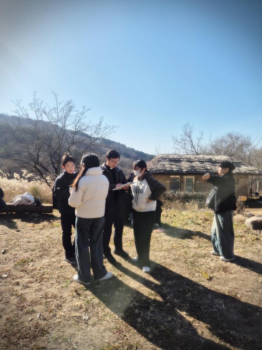 251129청소년성지순례-_KakaoTalk_20251203_103228126_09.jpg