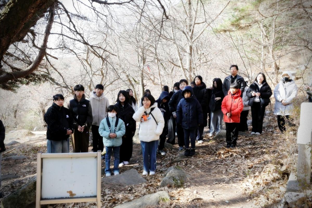 251129청소년성지순례-_KakaoTalk_20251203_103228126_03.jpg