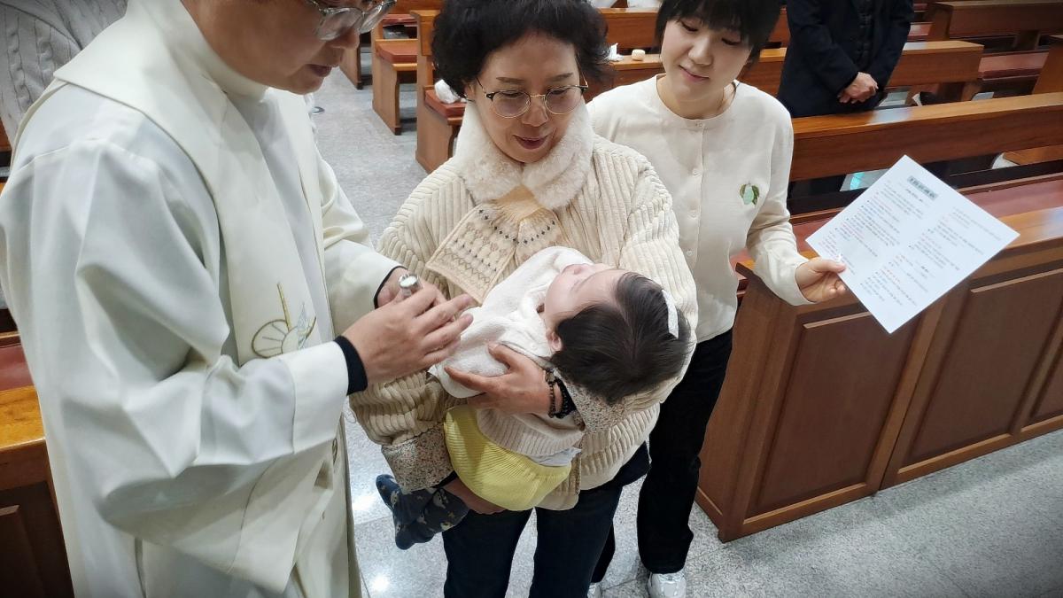 20241221유아세례-14.jpg